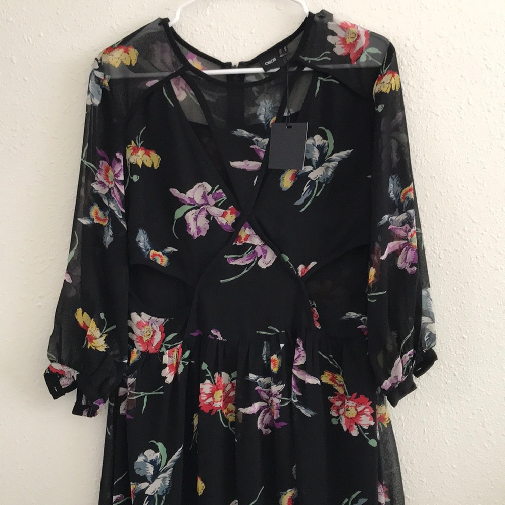 ASOS FLORAL DRESS - Picture 2 of 8
